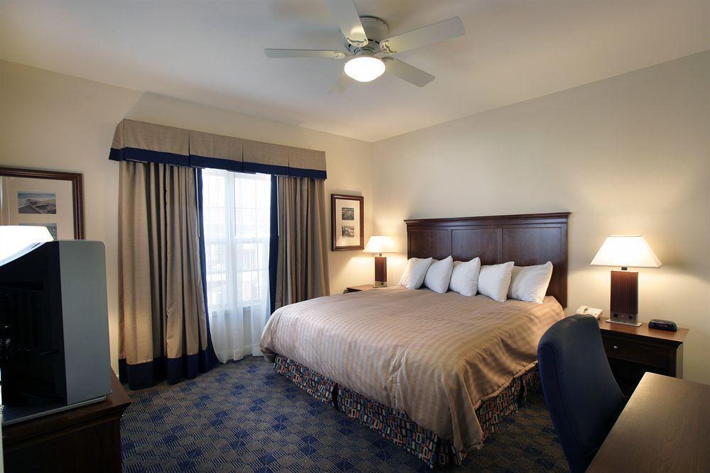 Charwood Suites Columbus Extérieur photo