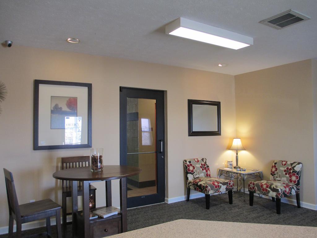 Charwood Suites Columbus Extérieur photo
